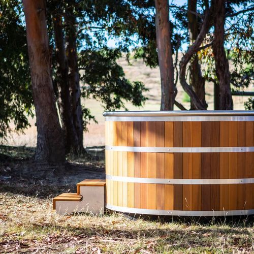 Stainless Steel Round Tub - Bring the heat
