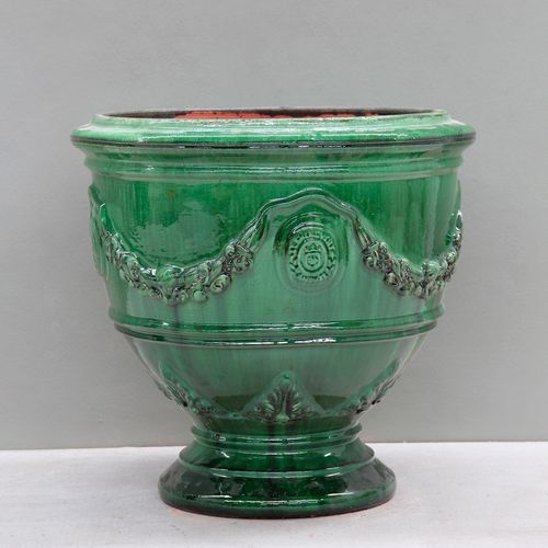 Green Versailles Traditional Coupe