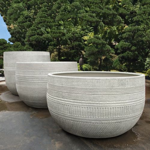 Chenza Scroll Planter