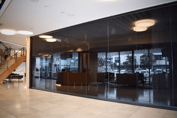 GlassSeal Series Glass Operable Walls