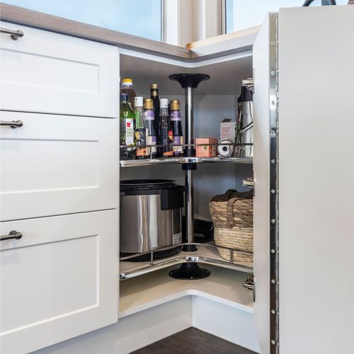 FIT Giamo Revolving Corner Unit