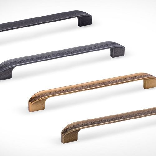 Vecchio D Handle