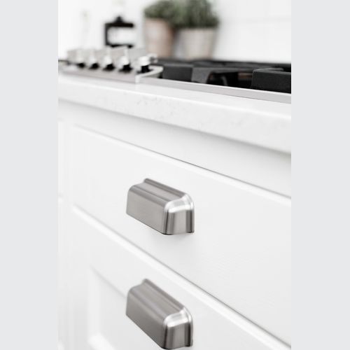 Furnipart Port Handle