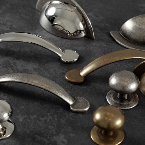 Momo Handles - Trafalgar Collection