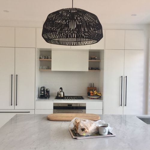 Classic Contemporary Kitchen