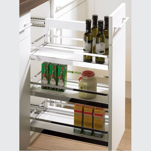 90° pot-and-pan drawers