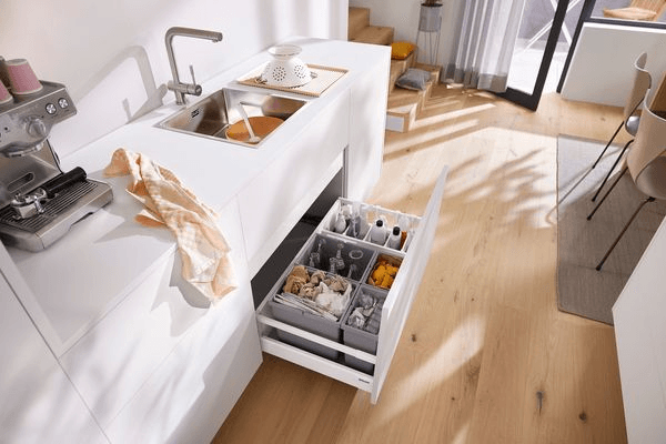 SERVO-DRIVE uno for bin solutions