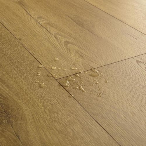 Quick-Step Classic Honey Brown Oak Laminate Flooring