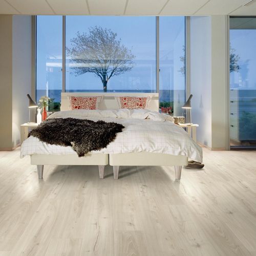 Pergo Drammen White Gloom Oak Laminate Flooring