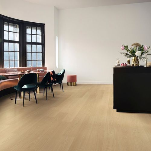 Quick-Step Perspective Nature Beige Varnished Oak Laminate Flooring