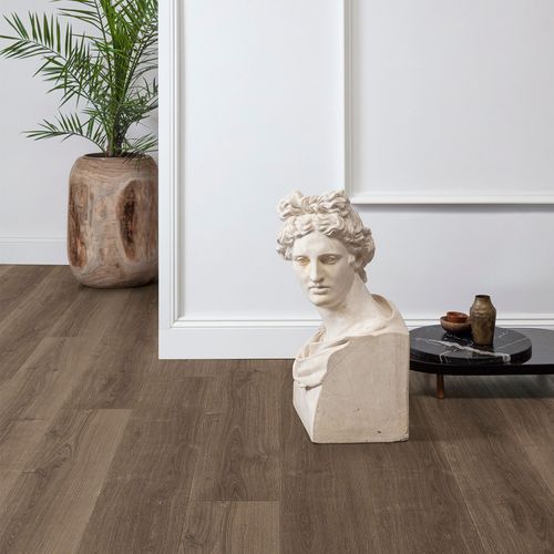 Quick-Step Perspective Nature Brushed Oak Brown Laminate Flooring