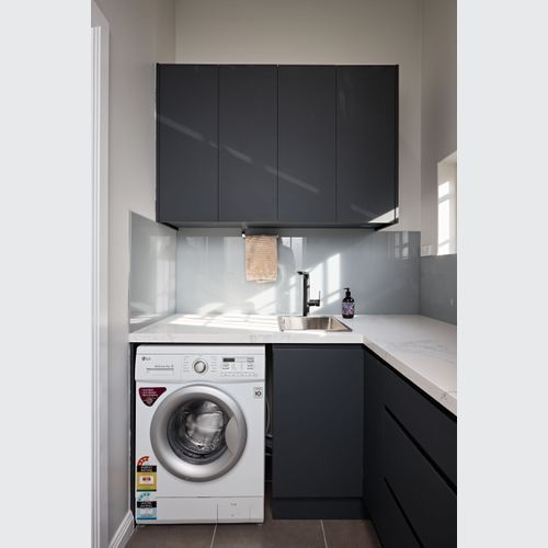 L-Shape Laundry