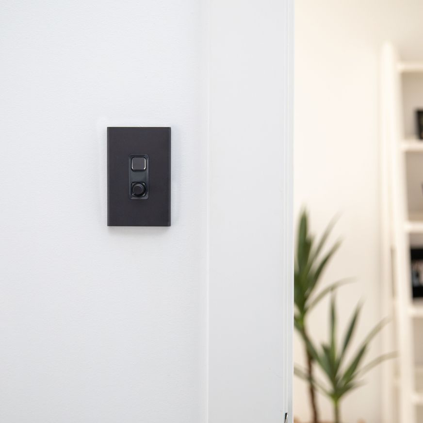 Light Switches & Dimmers