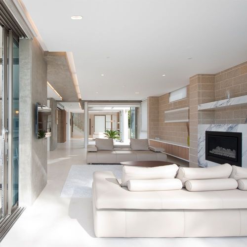 Natural Stone Slabs | La Perla Limestone