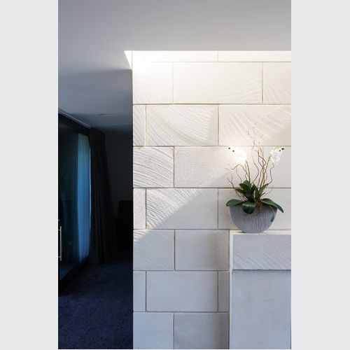 Sawn Faced Veneer / Cladding