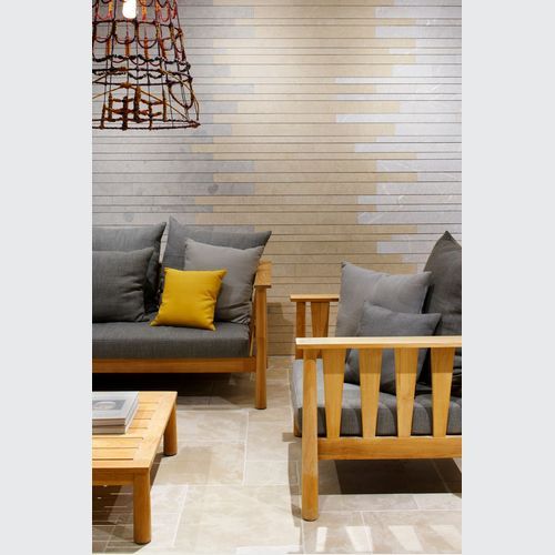 Eco Outdoor Linear Stone Wall