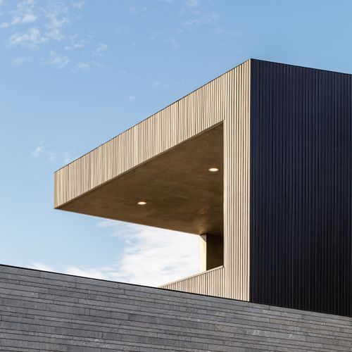 Eco Outdoor Linear Stone Wall