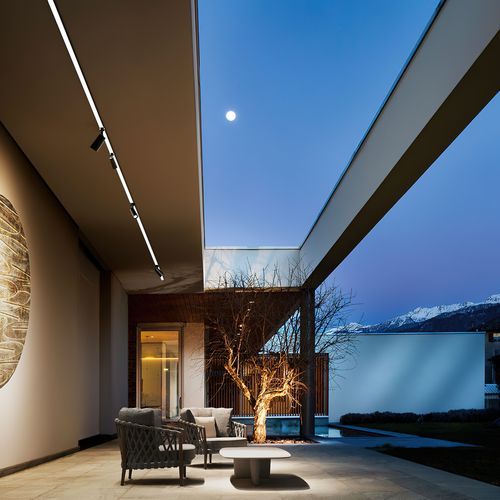IP System™ | IP65 Plug-in Lighting System