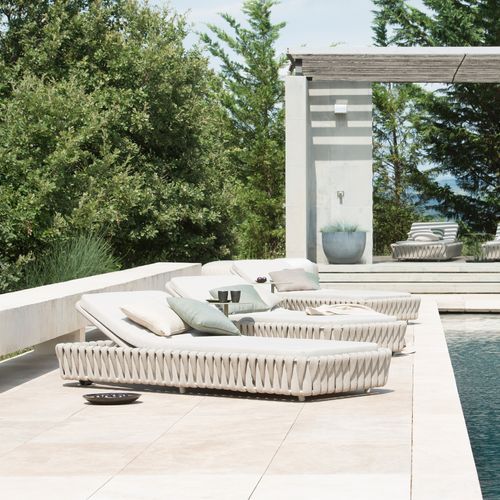 Tosca outdoor sunlounger by Tribu