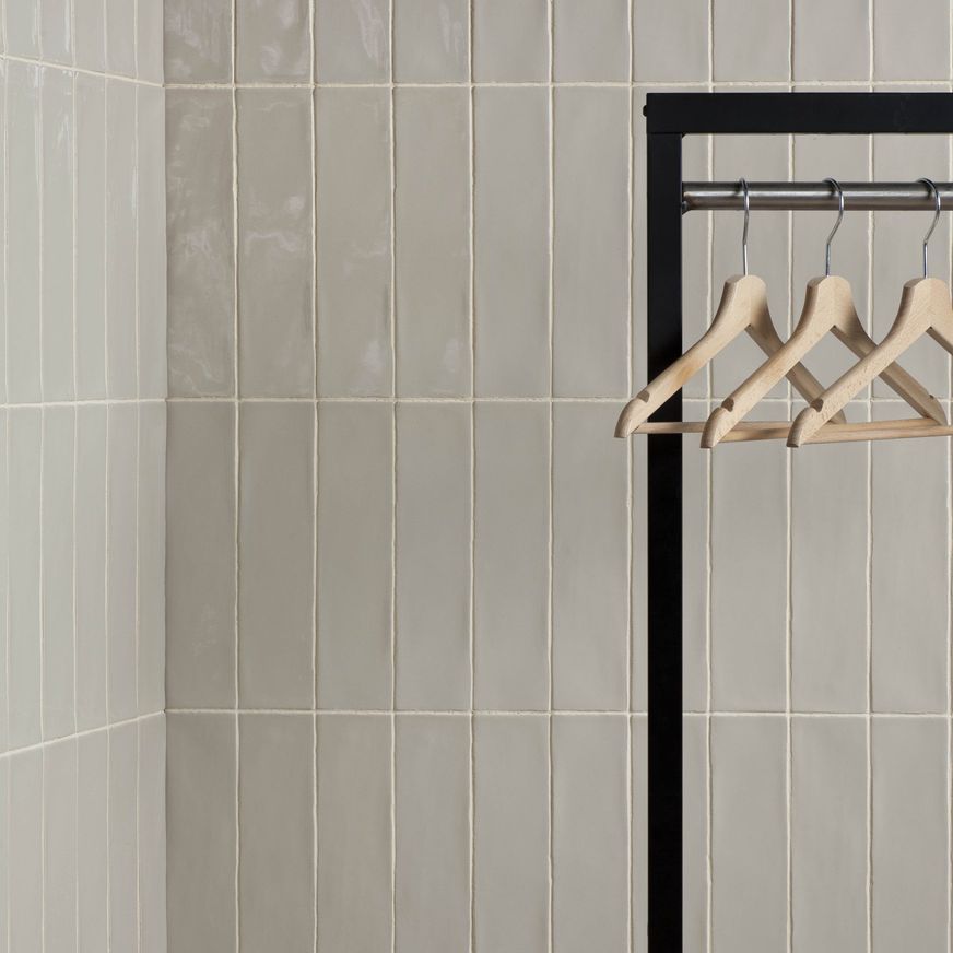 Poiters Ecru Gloss | Feature and Mosaics