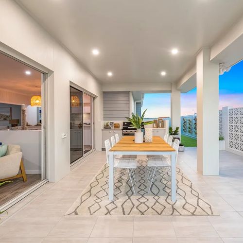 Porcelain | Breeze Blocks