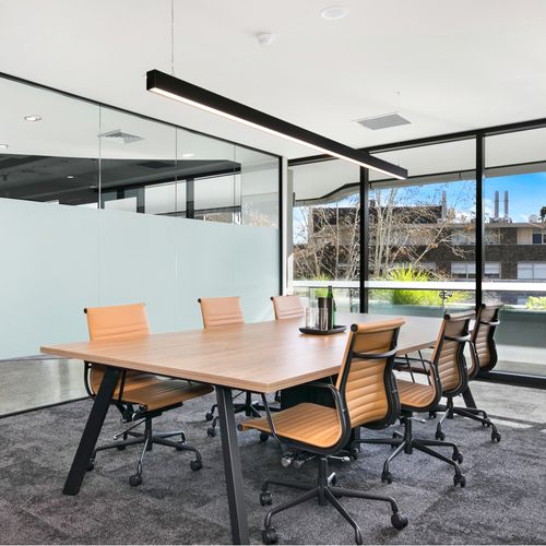 Envy Meeting Table