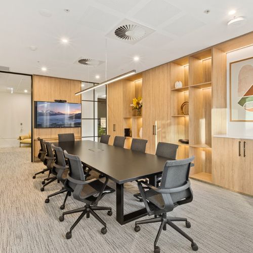 Eclipse Meeting Table