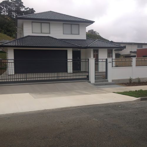 Manor - Tubular Garden & Residential Fence