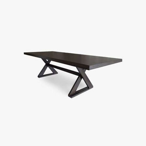 Frank Dining table - Table by Apartmento