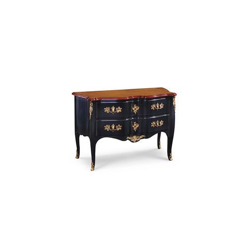 Nattier Dresser