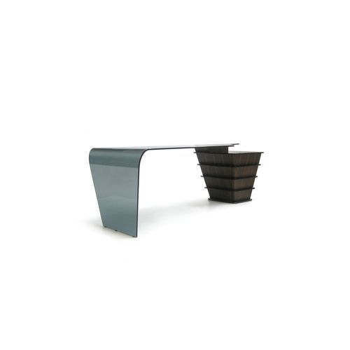 Stratos Desk