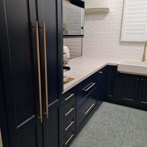 Appliance Pull handles Black / Brass / Nickel / antique aged brass burleigh heads