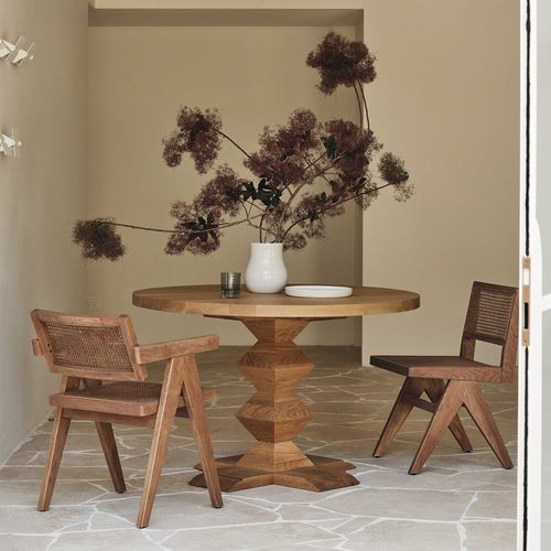 Solid Oak St Tropez Dining Table