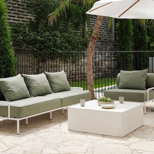 Outdoor Rowe Lounge Chair