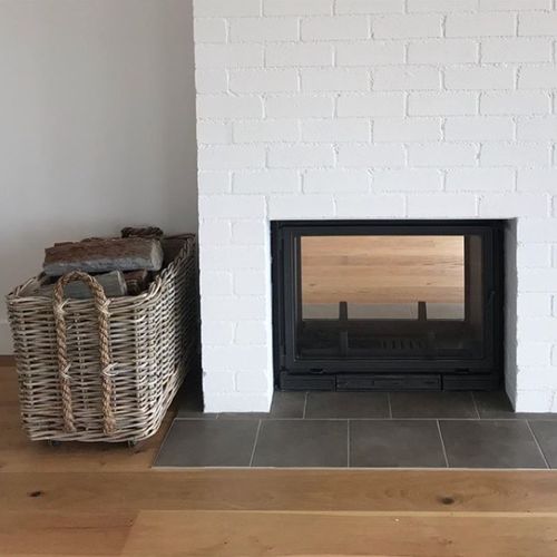 Seguin Multivision 8000 - Two Sided Fireplace