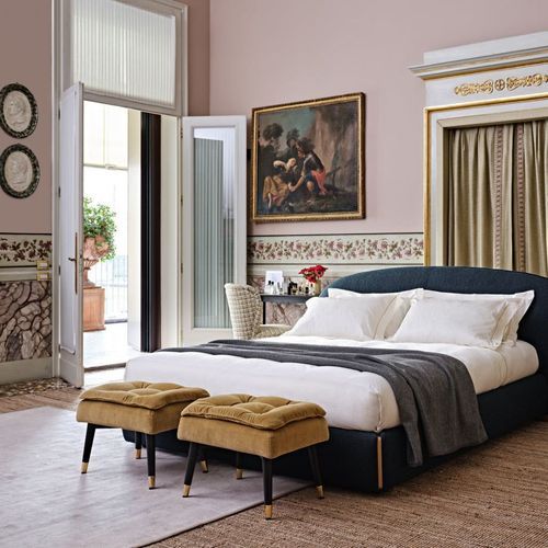 Olivia Ottoman