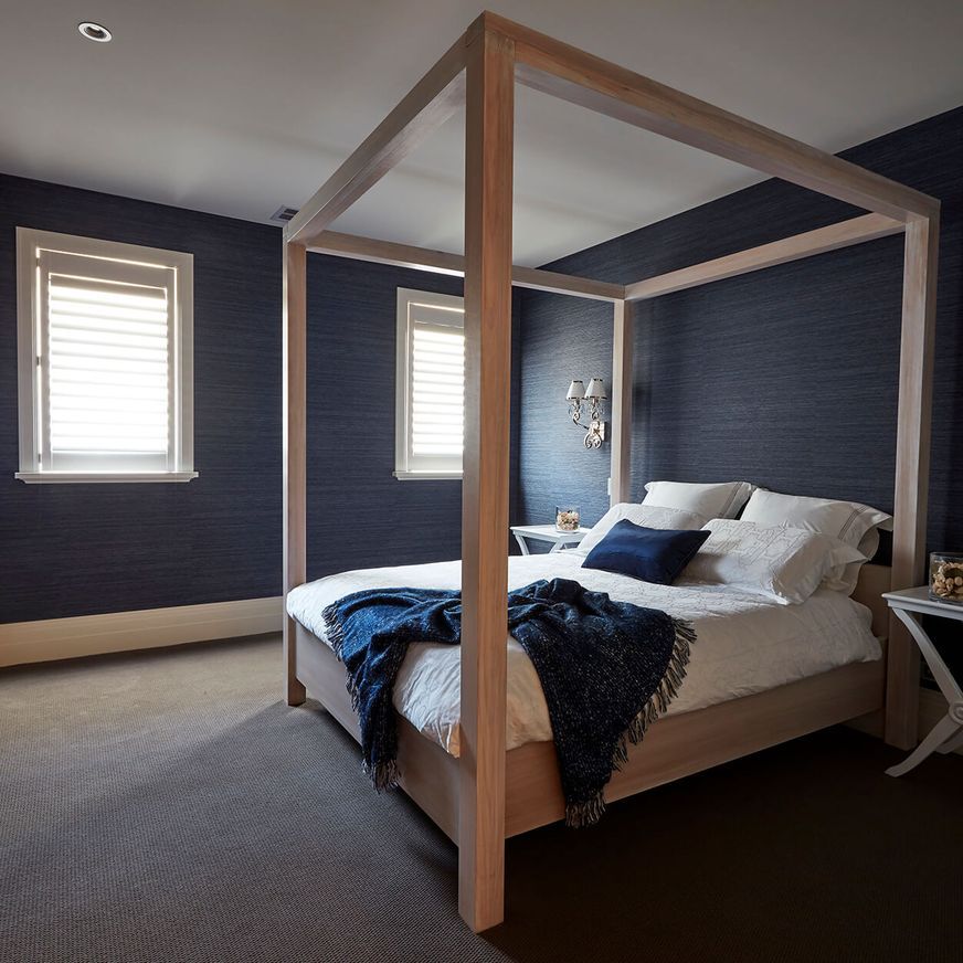 Four Poster Bed