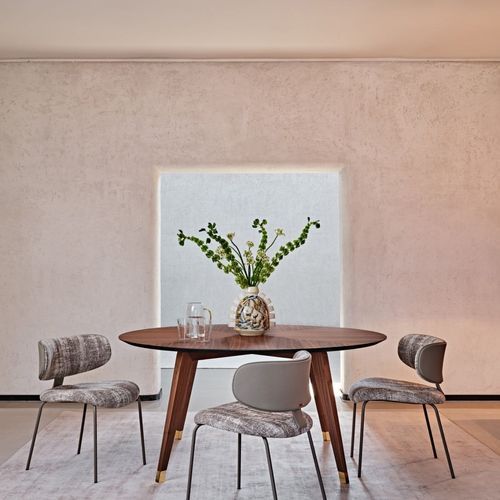 Santiago Table