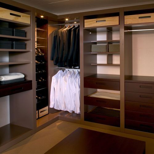 Interva - Wardrobe by Apartmento