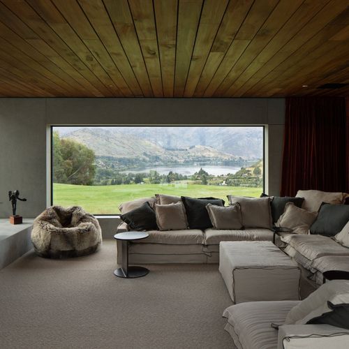 Jan's New Sofa