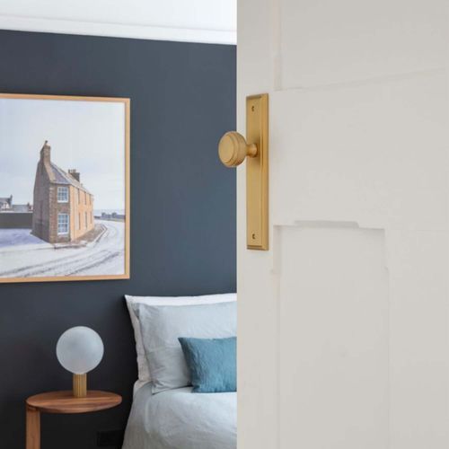 Iver Paddington Door Knob Stepped Backplate Privacy Matt Black 12838P85 - Customise to your needs