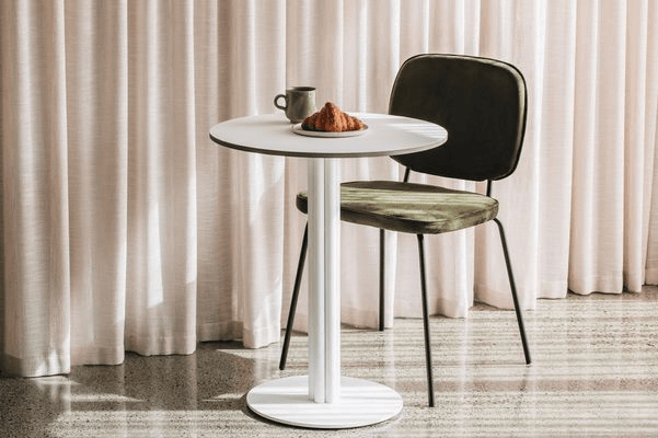 Bouquet 01 Cafe Table Pedestal Base