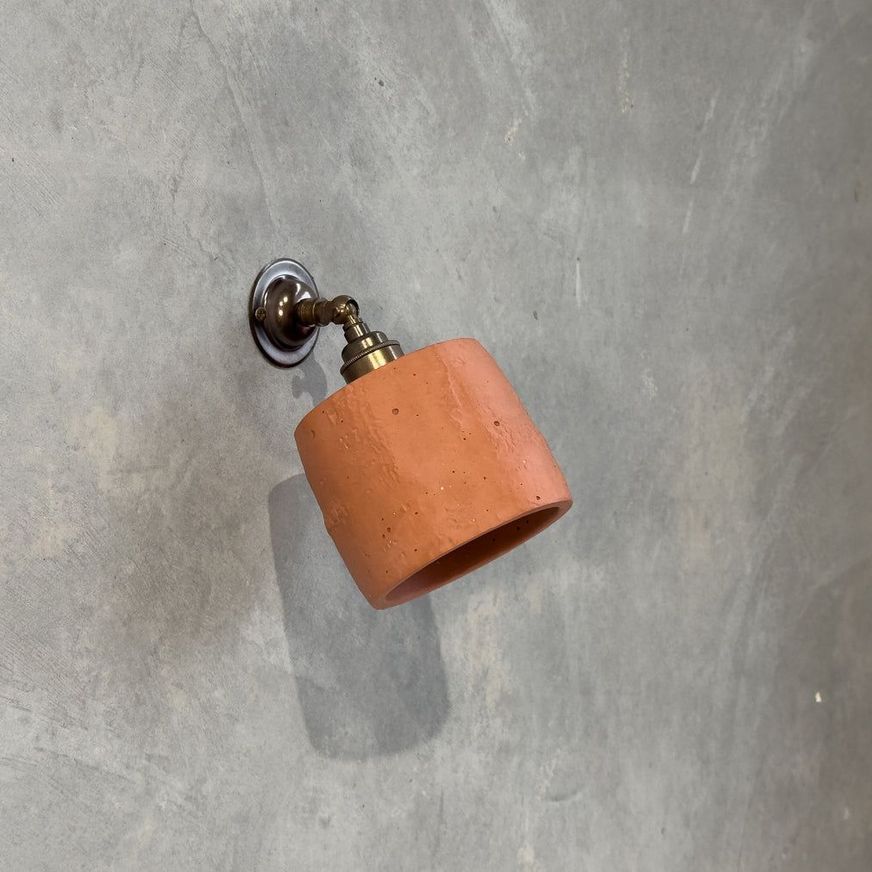 Small Myrtle Wall Light with Knuckle