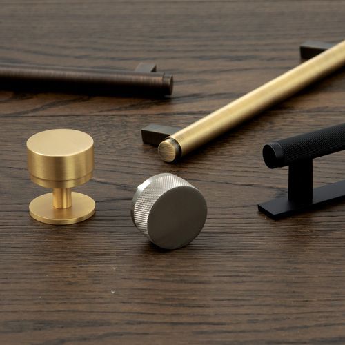 Momo Handles - Bellevue Collection
