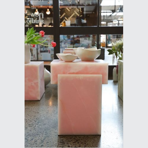 Bianca Table | Pink Onyx
