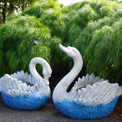 Feathered Beauty Planter