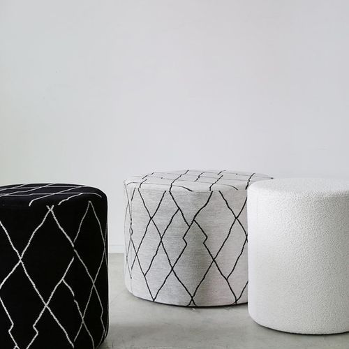 'Cabo' Ottoman / Black