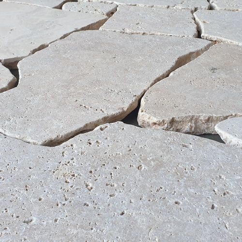30mm Ivory Travertine Crazy Paving