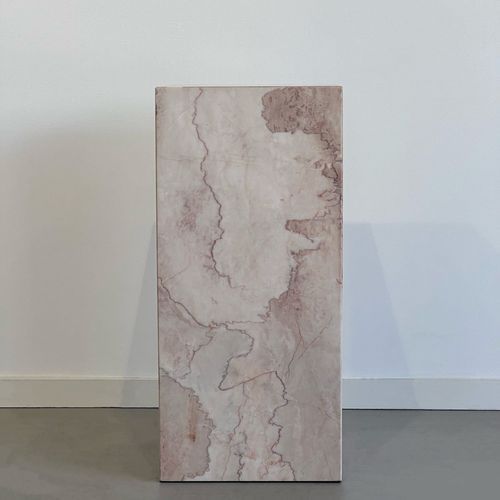 Crema Rosa Plinth | Medium