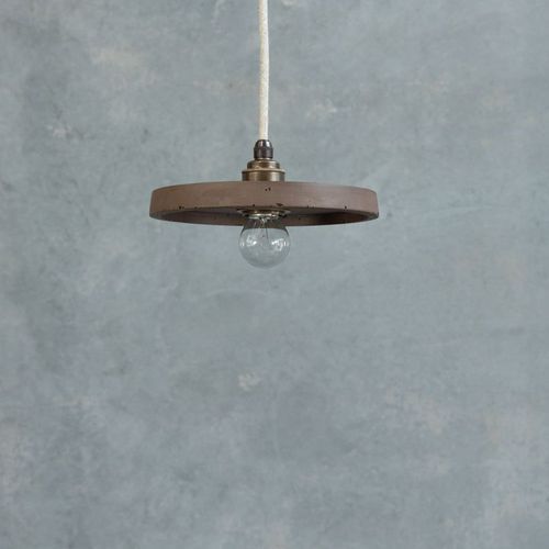 Loman Pendant
